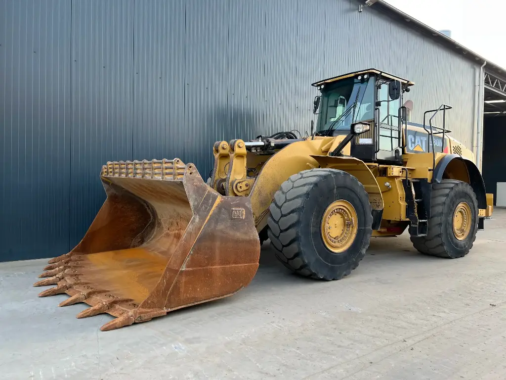 CATERPILLAR-980M-2015-206391-1-L.webp