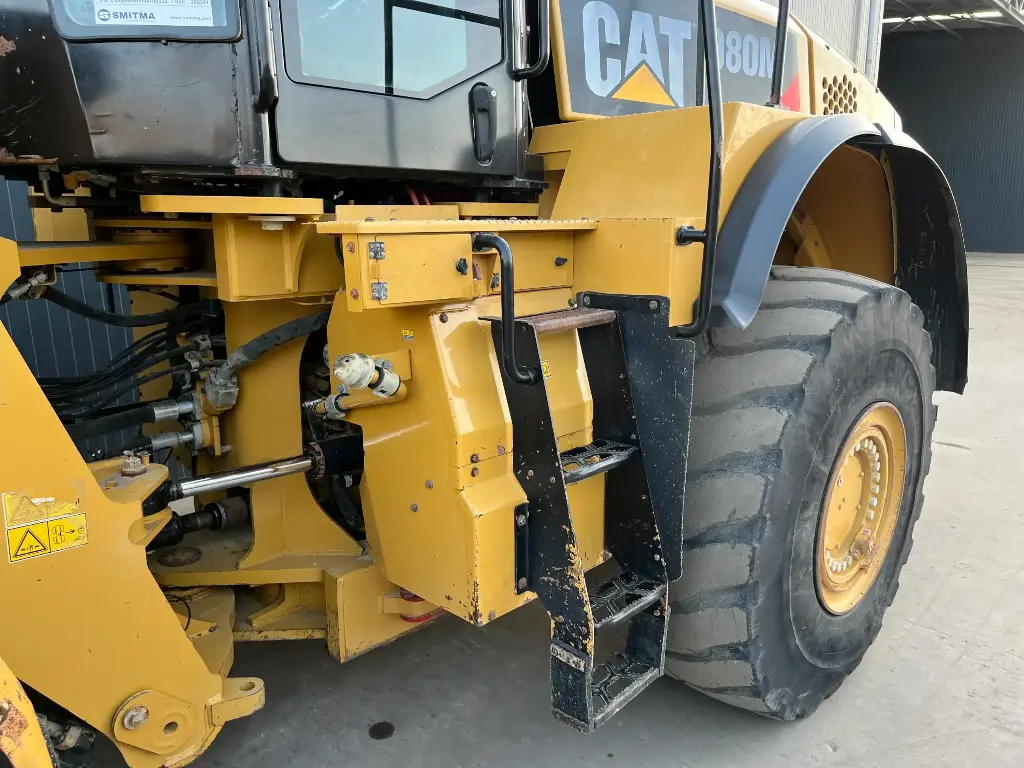 CATERPILLAR-980M-2015-206391-10-L.webp